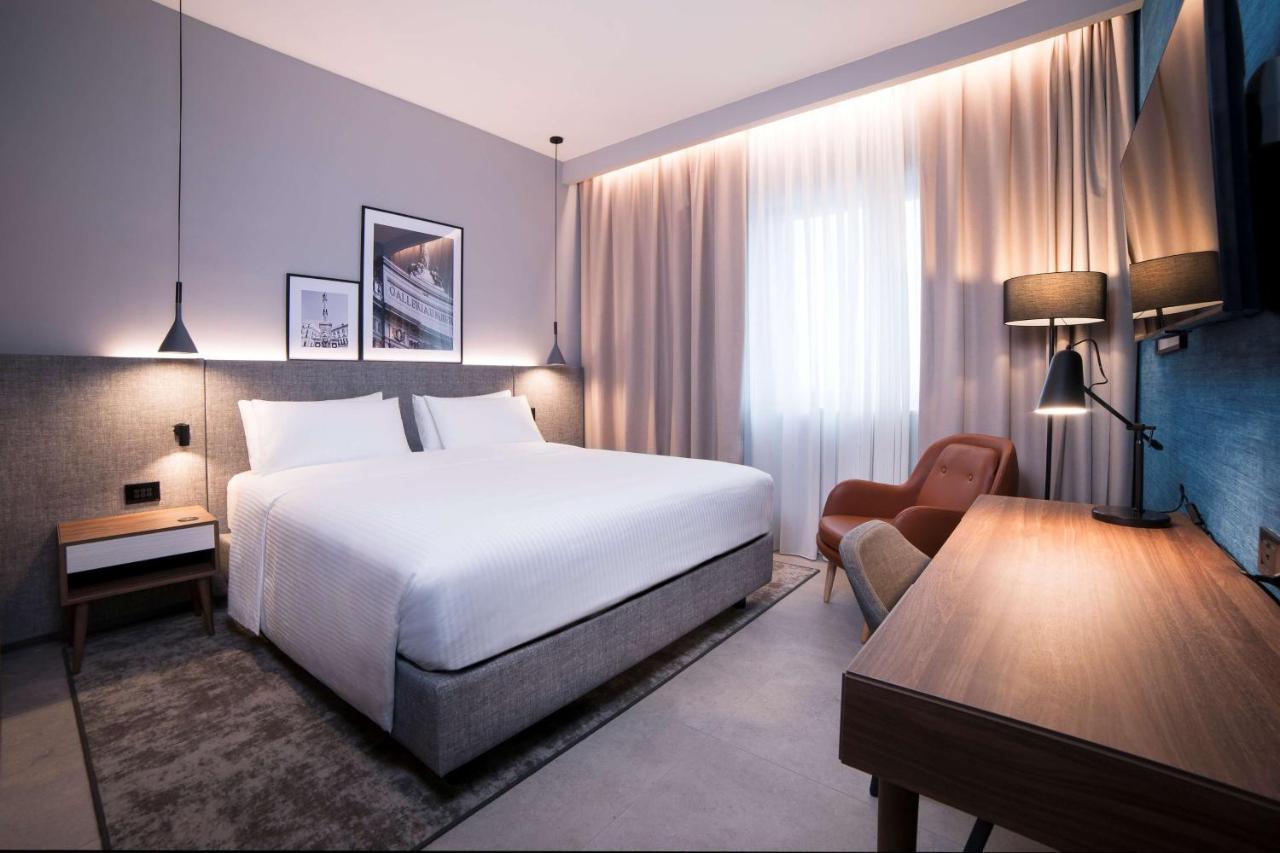Radisson Hotel Nola Naples Εξωτερικό φωτογραφία