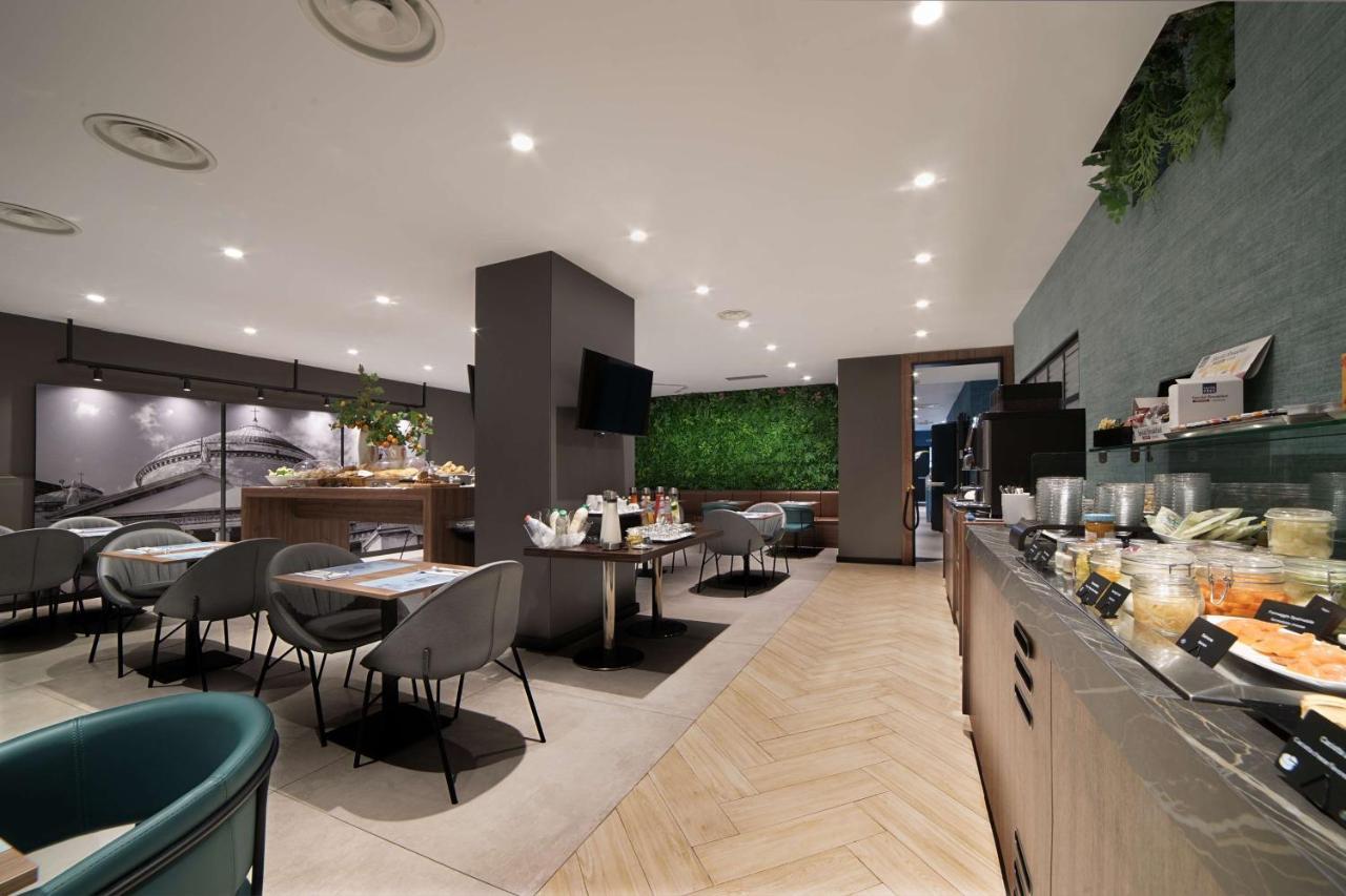 Radisson Hotel Nola Naples Εξωτερικό φωτογραφία