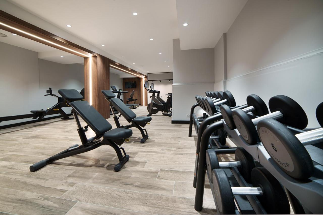 Radisson Hotel Nola Naples Εξωτερικό φωτογραφία